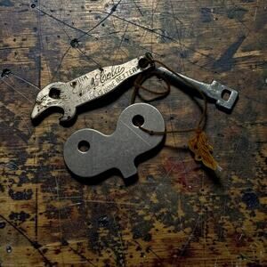 Set 2 VTG Libby's Baby Foods Lid Opener & Cala Cola Eagle Bottle Opener Metal